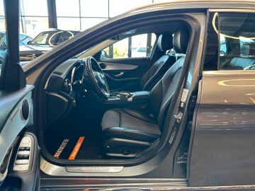 Mercedes-Benz C 180 *2-ZONEN*TEMPO*NAVI*LED*TOTWINKEL*PDC*