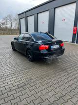 BMW 325i Limousine 2009 Facelift vollausst... - gebrauchte BMW 325 mit Facelift