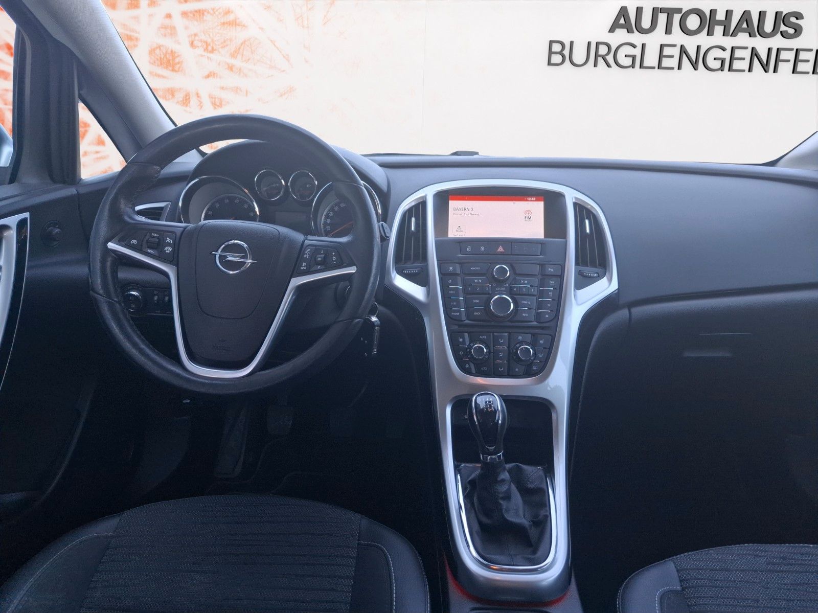 Fahrzeugabbildung Opel Astra J Lim. 5-trg. Energy! beh. LR ! NAVI ! PDC
