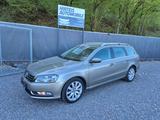 Volkswagen Passat Kombi 1.6 TDI / KLIMA+SHZ+PDC+EURO 5 - Volkswagen Passat: Eu