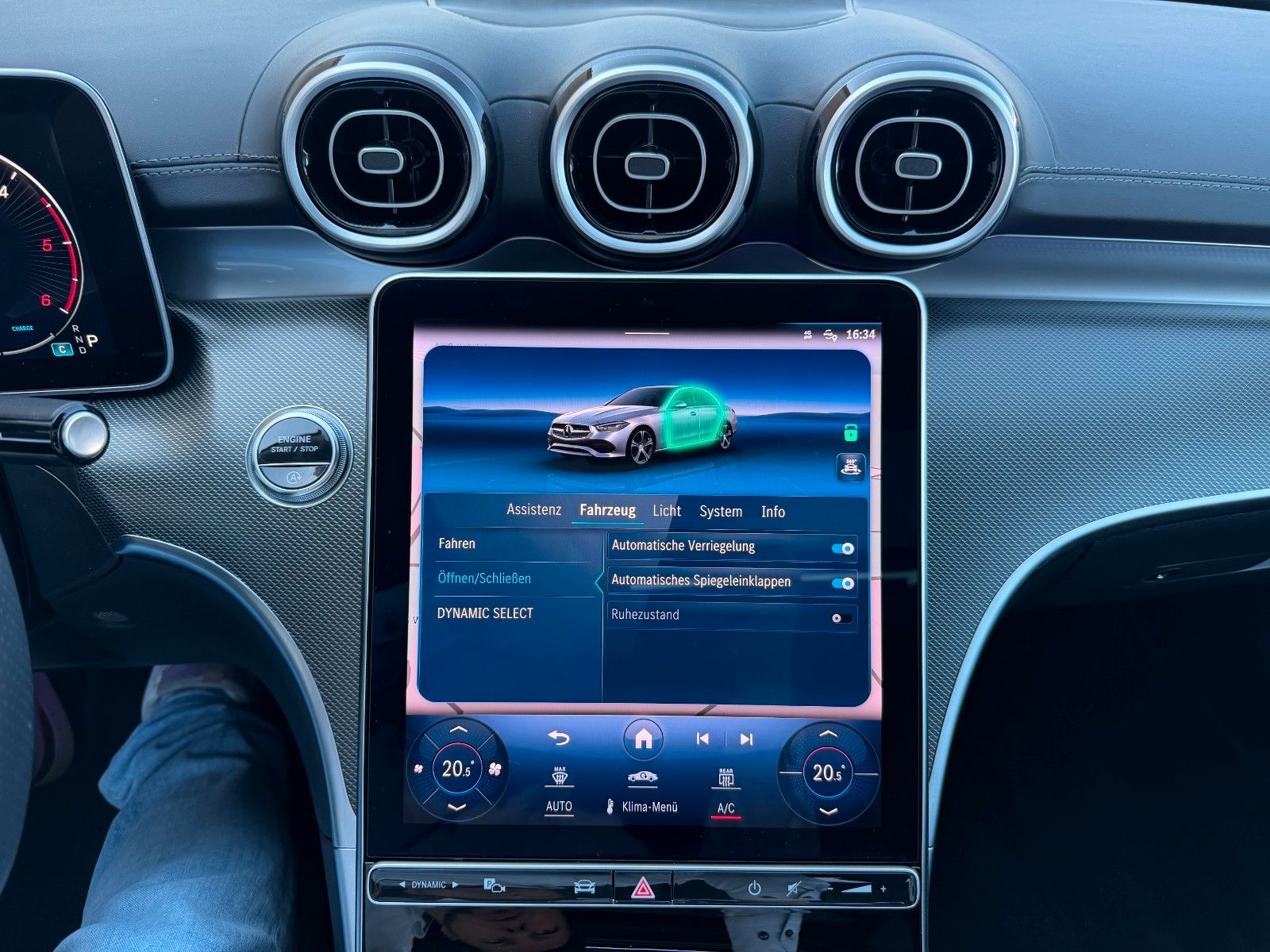 Fahrzeugabbildung Mercedes-Benz C 220d AMG+AHK+ESD+Night+TotW+RKamera