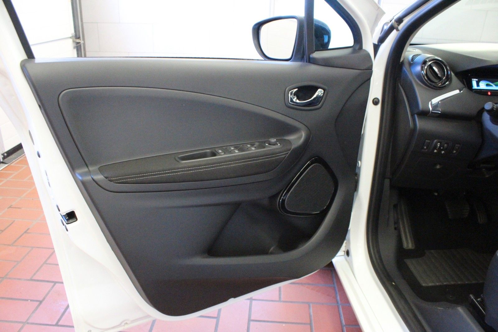 Fahrzeugabbildung Renault ZOE Z.E. 40 Intens*R-Link *Winterpaket