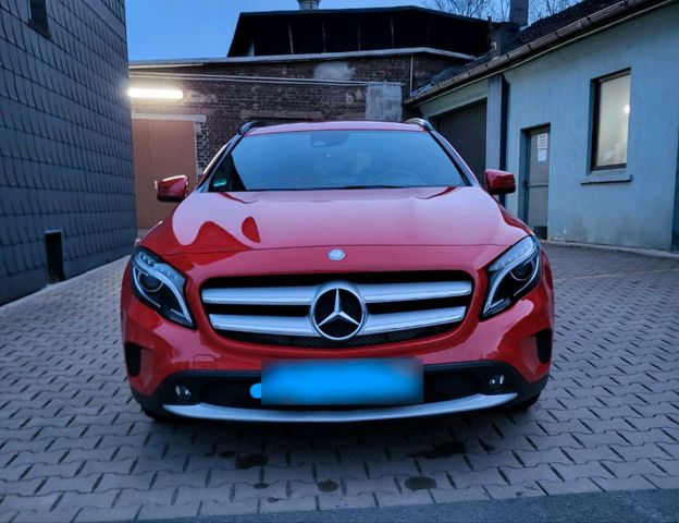 MERCEDES-BENZ mercedes Benz GLA 200d  4matica Automatik