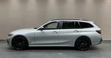 BMW 330d xDrive Advantage  ** 19 ALU**DIGI TACHO ** - BMW 330: Kombi, 330d Xdrive