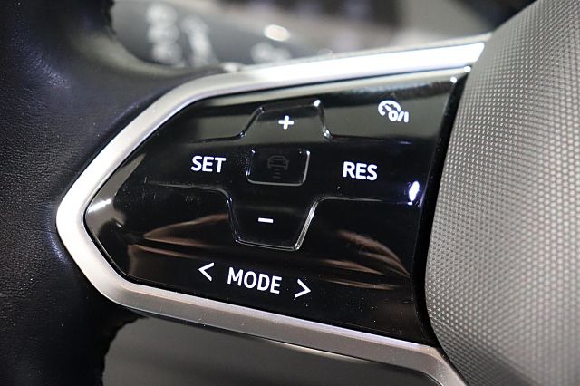 ID.3 Pro Plus 1st 150kW 58kWh ACC Kamera LED NAV