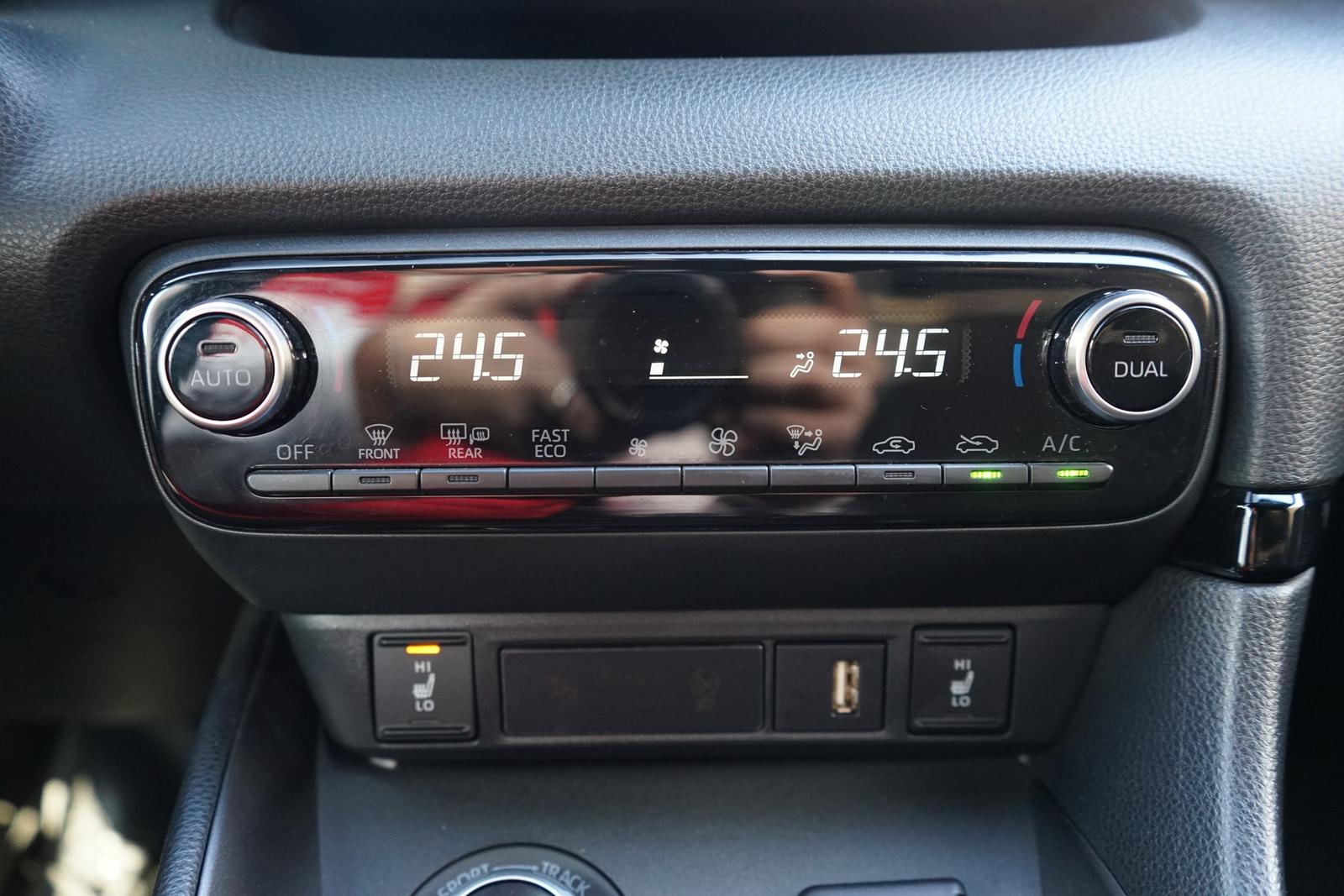 Toyota Yaris 1.6 GR 4WD LED ACC Android Apple DAB, миниатюра 14