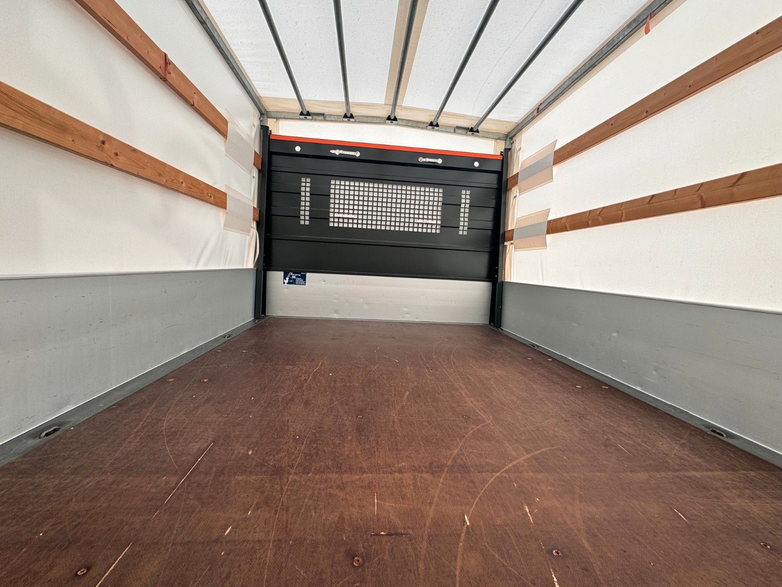 Fahrzeugabbildung Mercedes-Benz Sprinter 314 CDI 4x4 DoKa 3665 Klima AHK