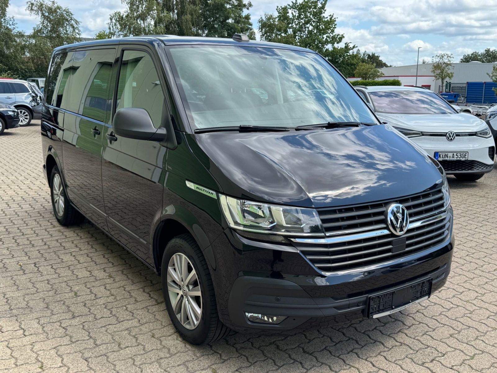 Volkswagen T6.1 Multivan 2.0 TDI AHK Navi. St.Hzg Kamera foto 7