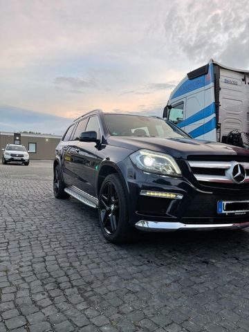 Mercedes-Benz Mercedes benz GL 500 V8 4Matic 435PS