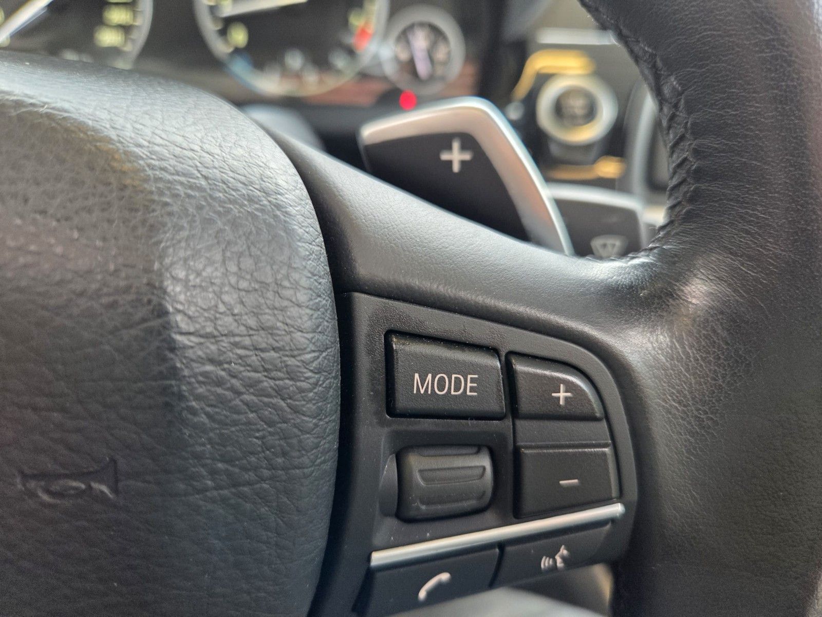 Fahrzeugabbildung BMW 650 Baureihe 6 Cabrio 650 i exclusive