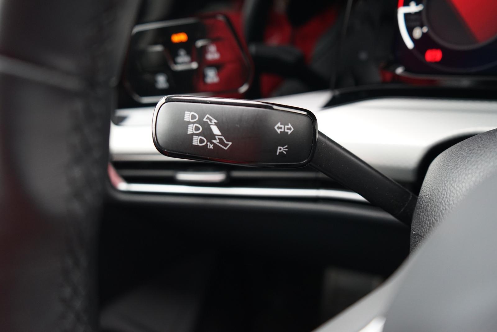 Volkswagen Golf VIII 1.0 TSI Move LED PDC App Connect, миниатюра 21