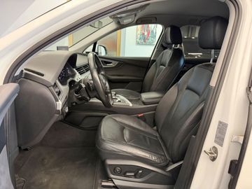 Audi Q7 - 9