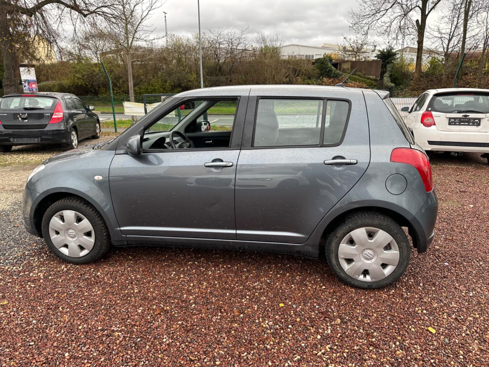 Suzuki Swift Lim. Snow