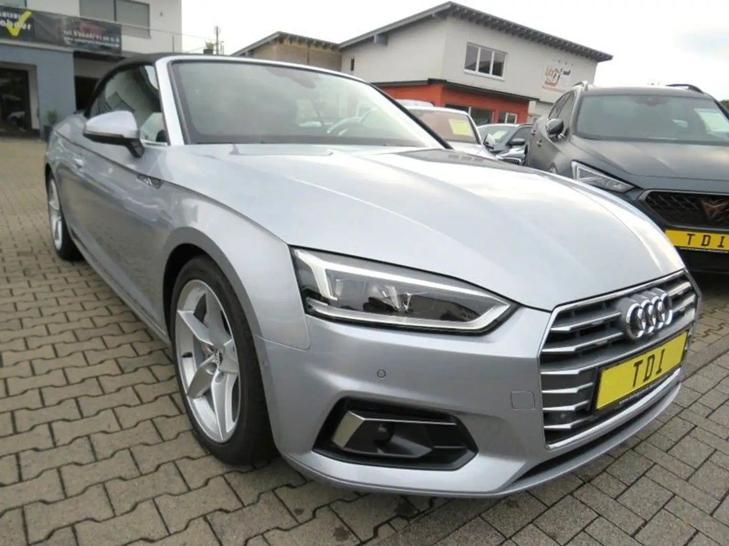 Audi A5 Cabriolet 40TDI sport 1.HAND LEDER NACKENHZG foto 3