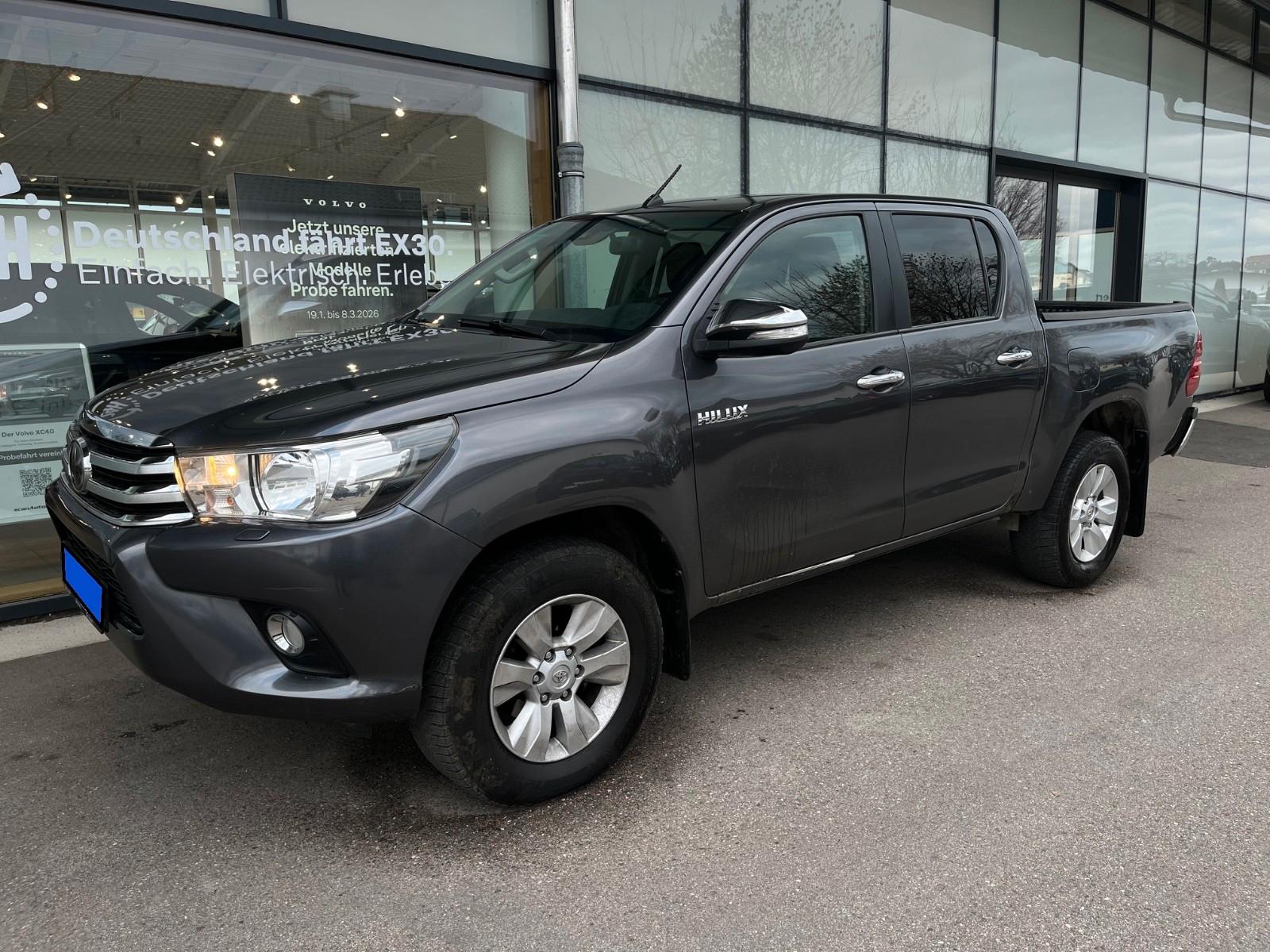 Toyota Hilux Double Cab Comfort 4x4 2.4 D-4D Automatik