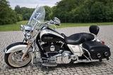Harley-Davidson Road King Classic FLHRC | Birch White / Midnight - HARLEY-DAVIDSON FLHR ROAD KING