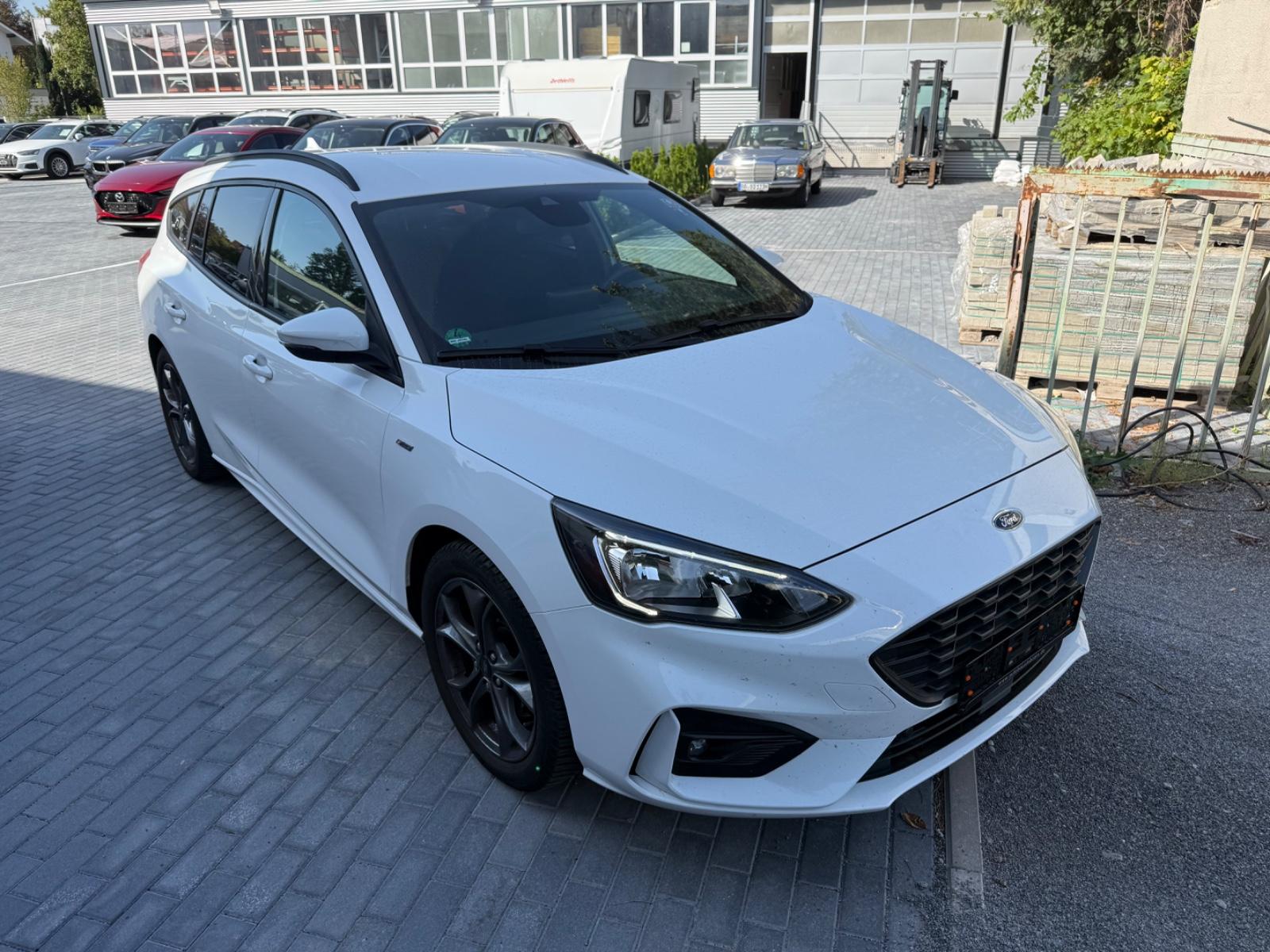 Ford Focus Turnier ST-Line*NAVI*PDC*ALU*