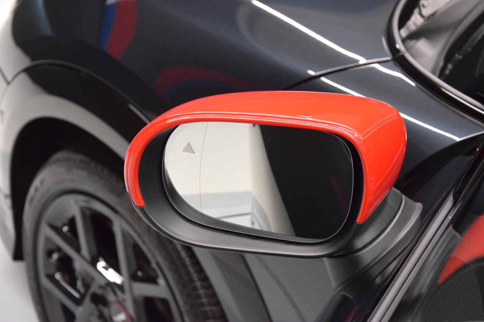 Fahrzeugabbildung MINI Cooper C John Cooper Works Trim L HuD Leder Ambi