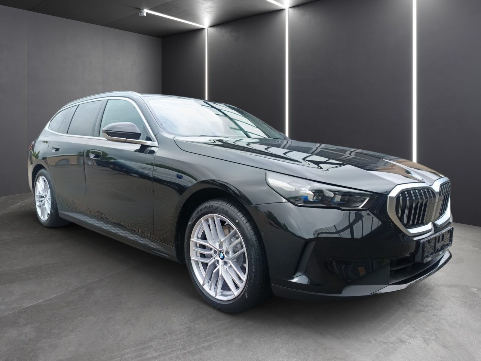 BMW i5 eDrive40 HARMAN/KARDON+19"LM+SSV+LED ADAPTIV+ imagem 2