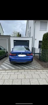 BMW 330i M Sport Shadow Automatic M Sport Shadow - BMW 330 aus 2019