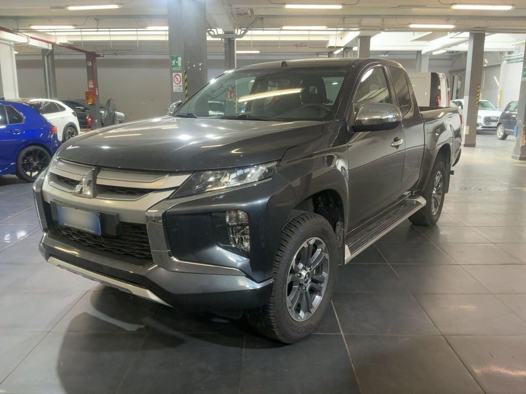 Image of Mitsubishi L200