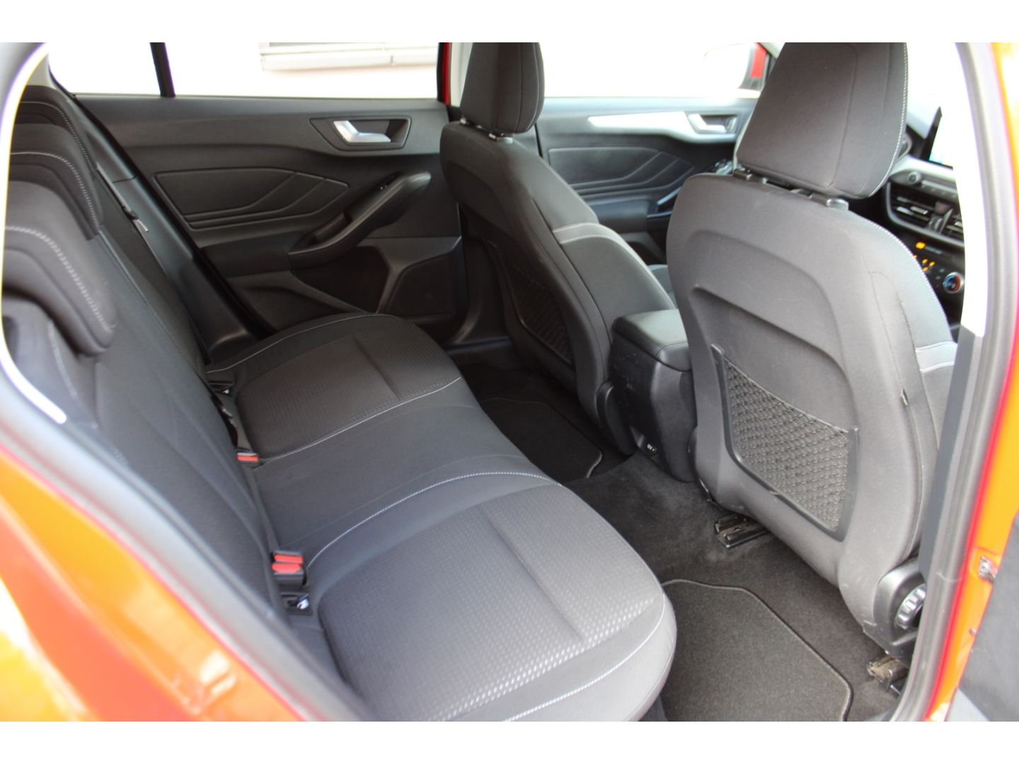 Fahrzeugabbildung Ford Focus Cool & Connect Turnier LED GRA GJR Navi PD