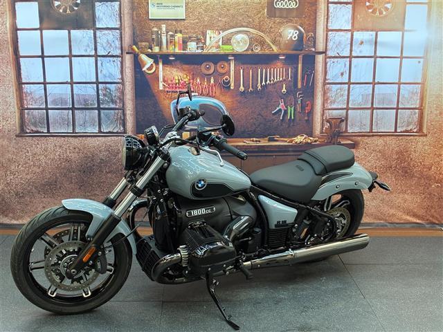 BMW R 18