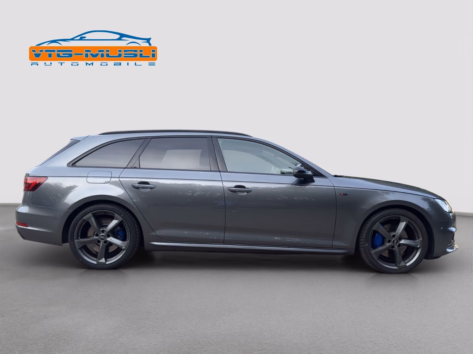 Audi A4 Avant quattro sport 2.0 * 252 PS * S-Tronic *
