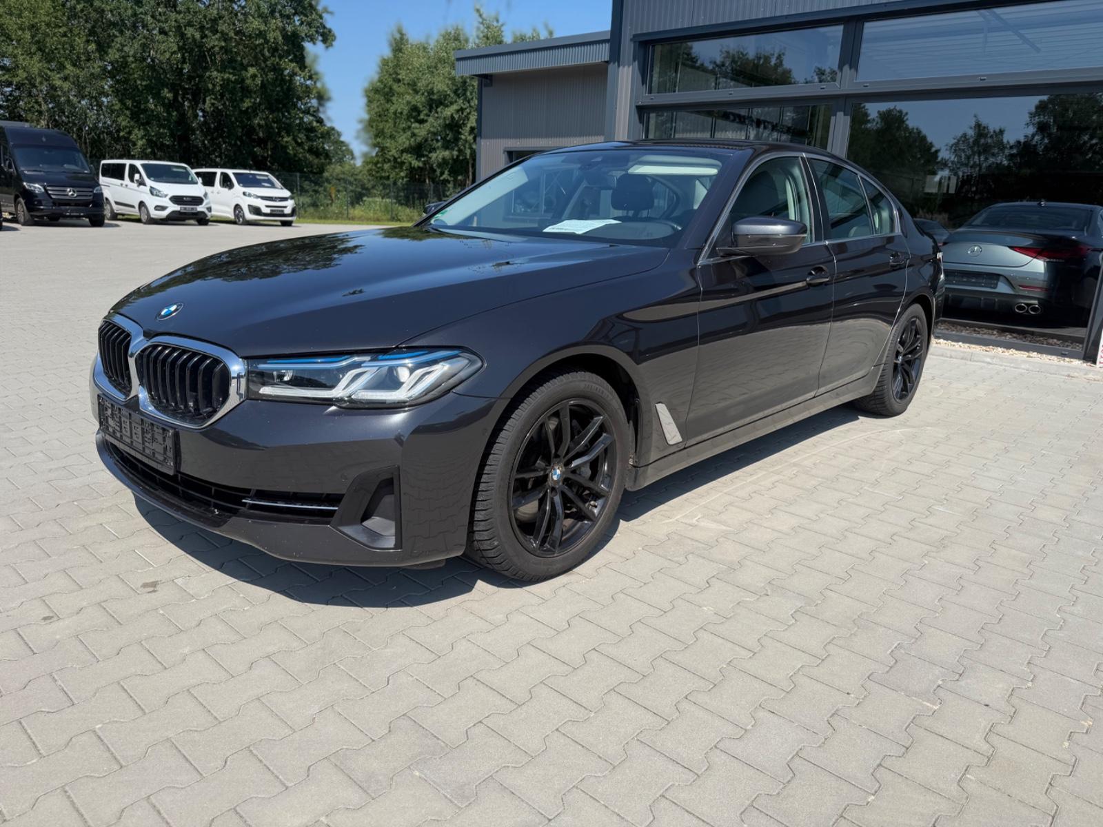 BMW 530xd - B&W -M Sport 18 Zoll- HUD -Laser-