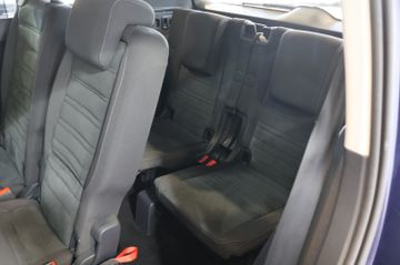 Volkswagen Touran 2.0 TDI Comfortline ACC+KEY+7 SITZER+AHK