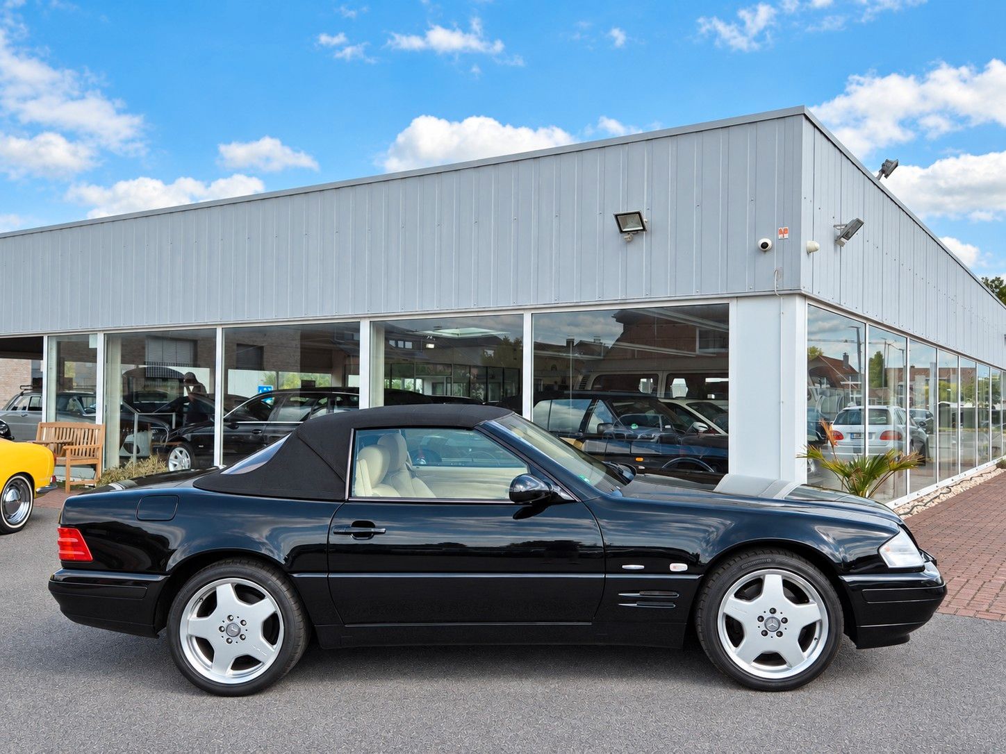 Fahrzeugabbildung Mercedes-Benz SL 280/BRD/Erstlack+Historie/Panorama/1A Sammler