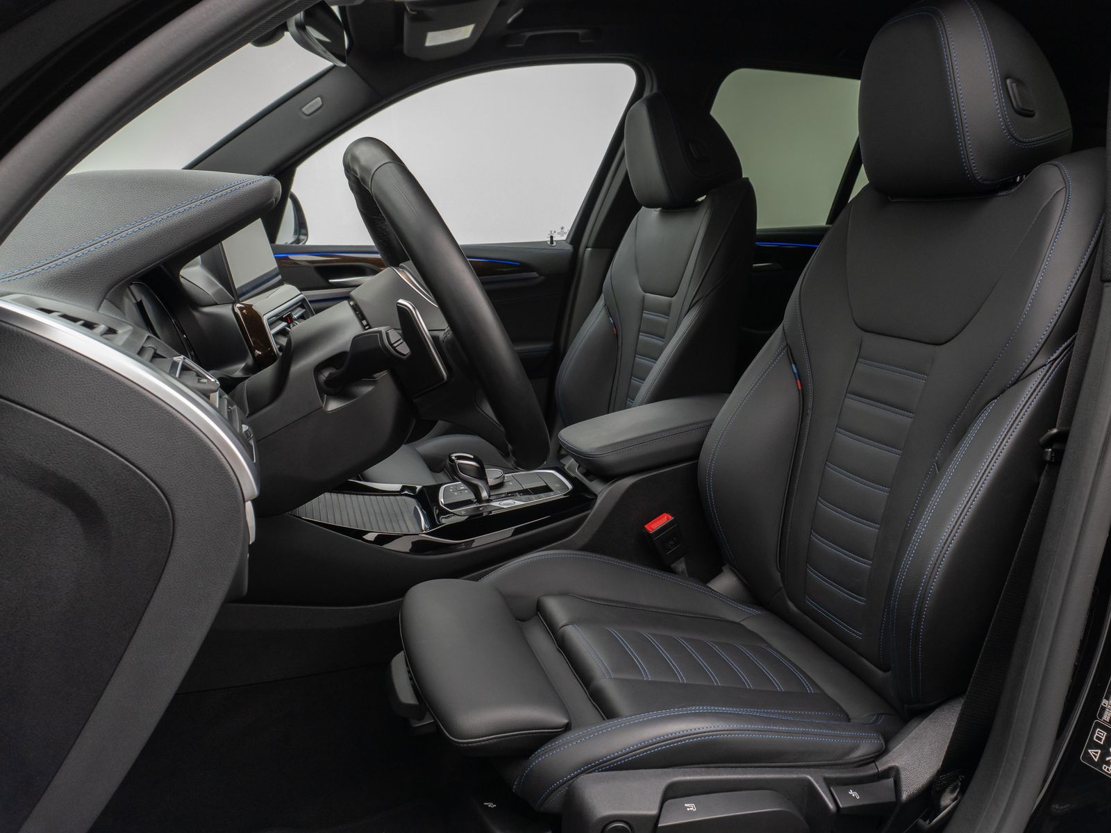 Fahrzeugabbildung BMW X3 xD30d M Sport Kamera DAB HiFi Lenkrhzg 20Zoll