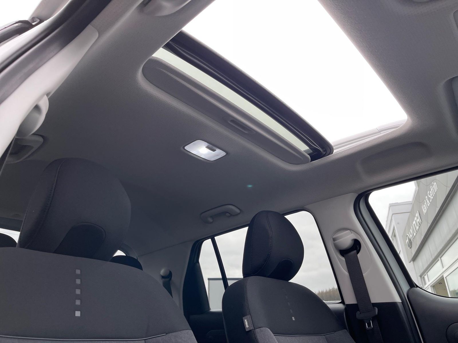 Hyundai INSTER – Bild 15