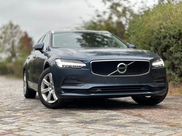 Volvo V90 Kombi Momentum*LED*1ERH*LEDER*