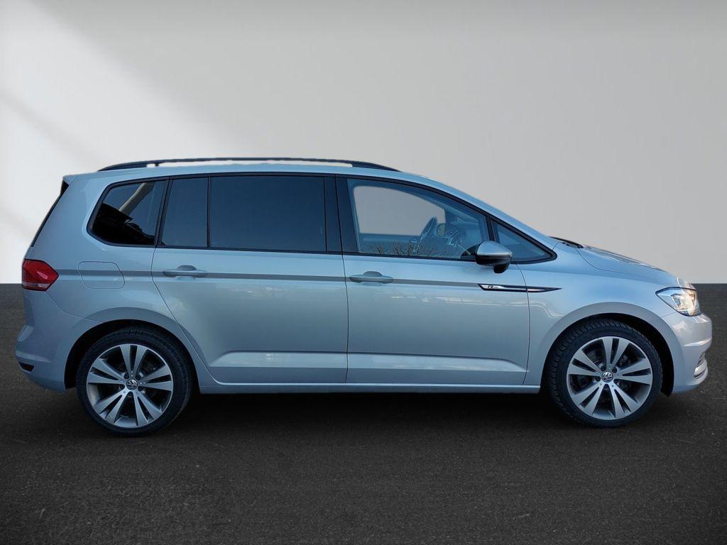Volkswagen Touran 1.5 TSI DSG ACC LED KAM Stdhzg Comfortlin