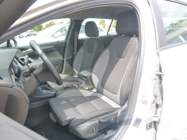 Fahrzeugabbildung Opel Astra K Sports Tourer 1.5 D >AUT/AHK/NAVI/SHZ<