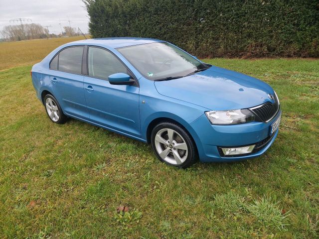 Skoda Rapid 2012