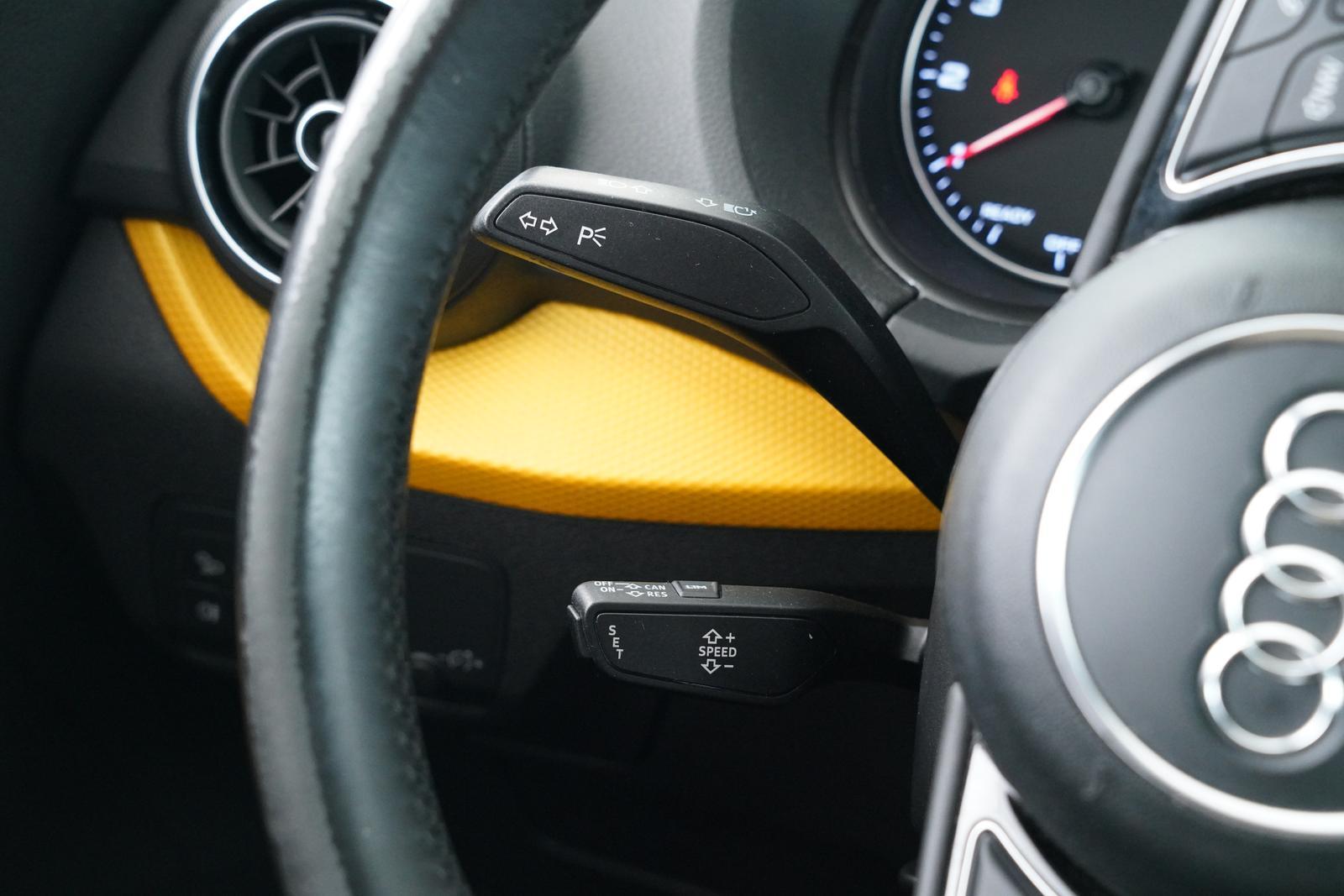 Audi Q2 1.0 TFSI SPORT ULTRA S-LINE NAVI + SCHECKHEFT