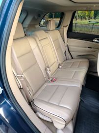 Jeep Grand Cherokee - 11