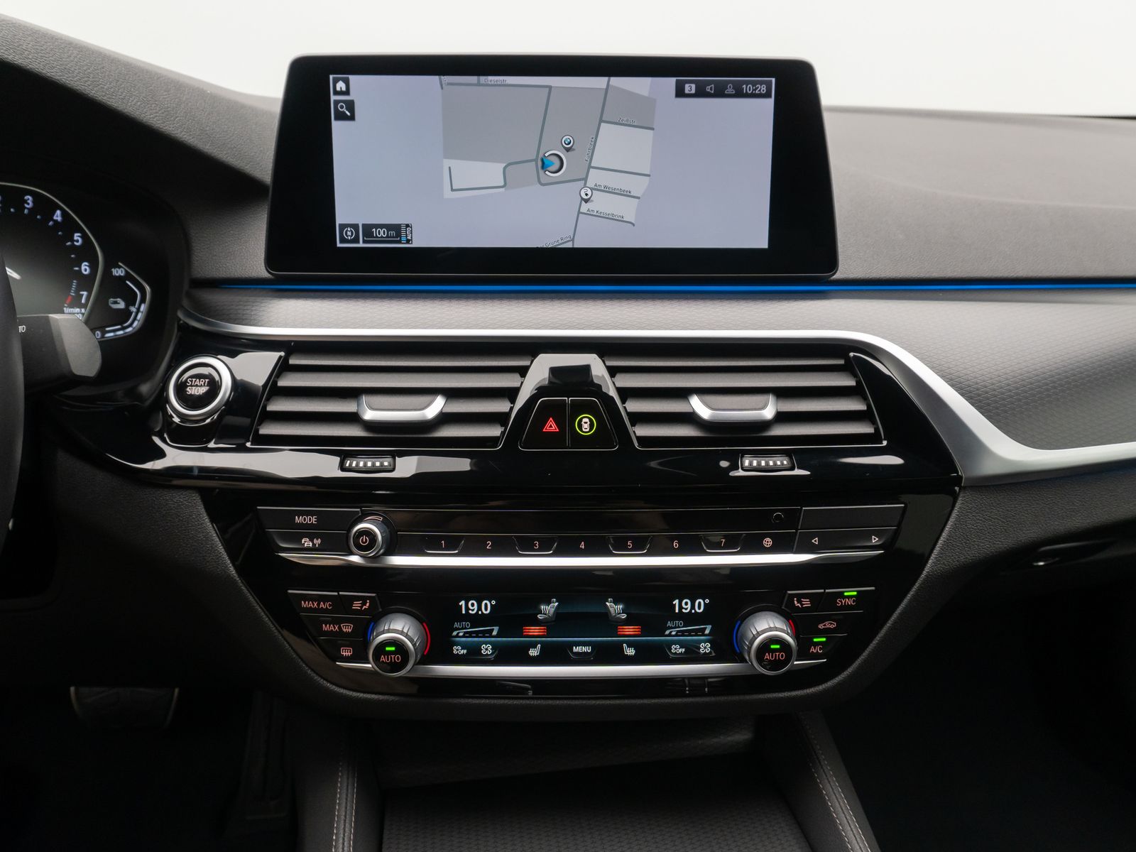 Fahrzeugabbildung BMW 530e M Sport 360° Laser DAB Komfort HUD 19Zoll