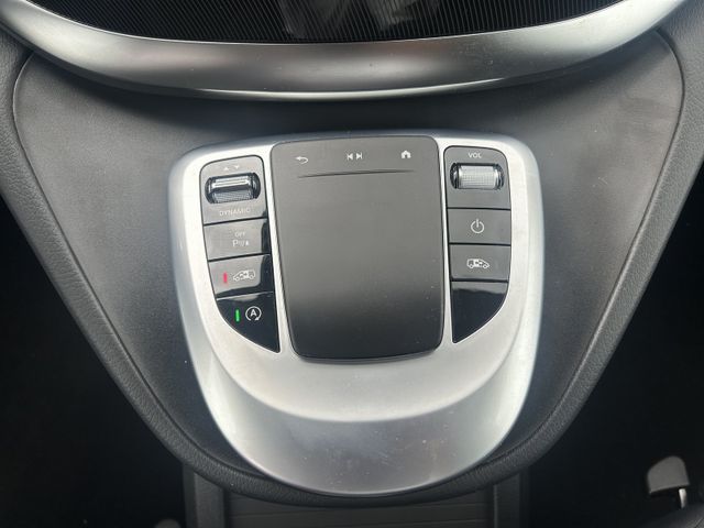 Mercedes-Benz V 220