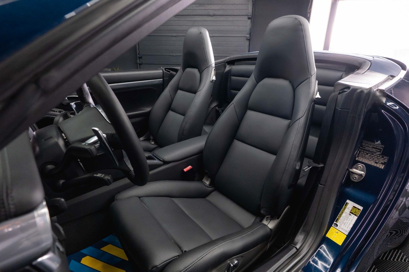 Fahrzeugabbildung Porsche 991 911 Carrera S Cabriolet SportChrono Garantie