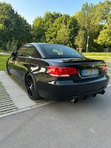 BMW E93 335i Cabrio *DKG* M Perfomance* - BMW 335 aus 2010: 335d