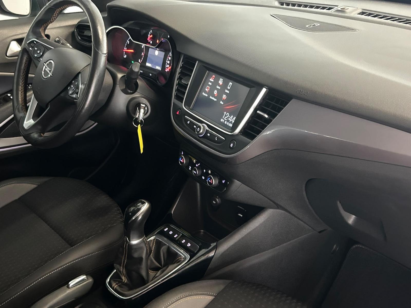 Opel Crossland (X)
