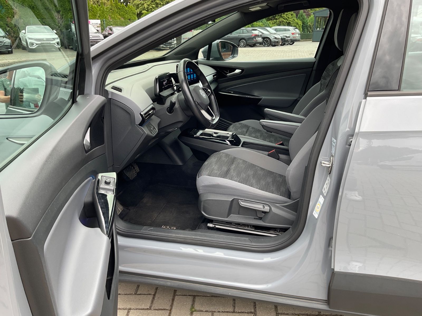 Fahrzeugabbildung Volkswagen ID.4 Pro Perf. 82 kWh 150 kW,Kamera,Navi,Sitzhei