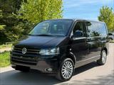 Volkswagen T5 Multivan 2.0 TDI Highline Aut. - VW T5 Multivan in Frankfurt