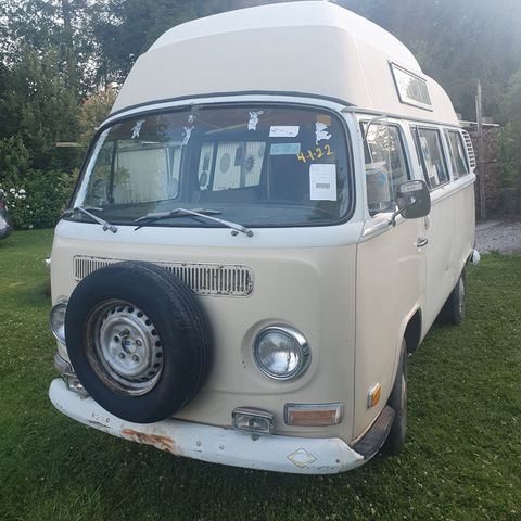 Volkswagen T2 adventure camper project 