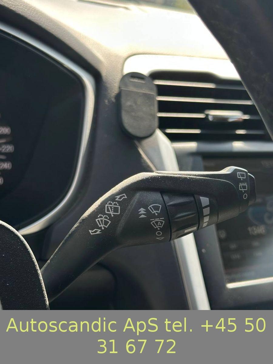 Ford Mondeo 2015 — photo 33