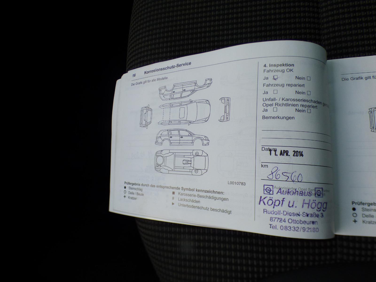 Opel Insignia 2012 — photo 31