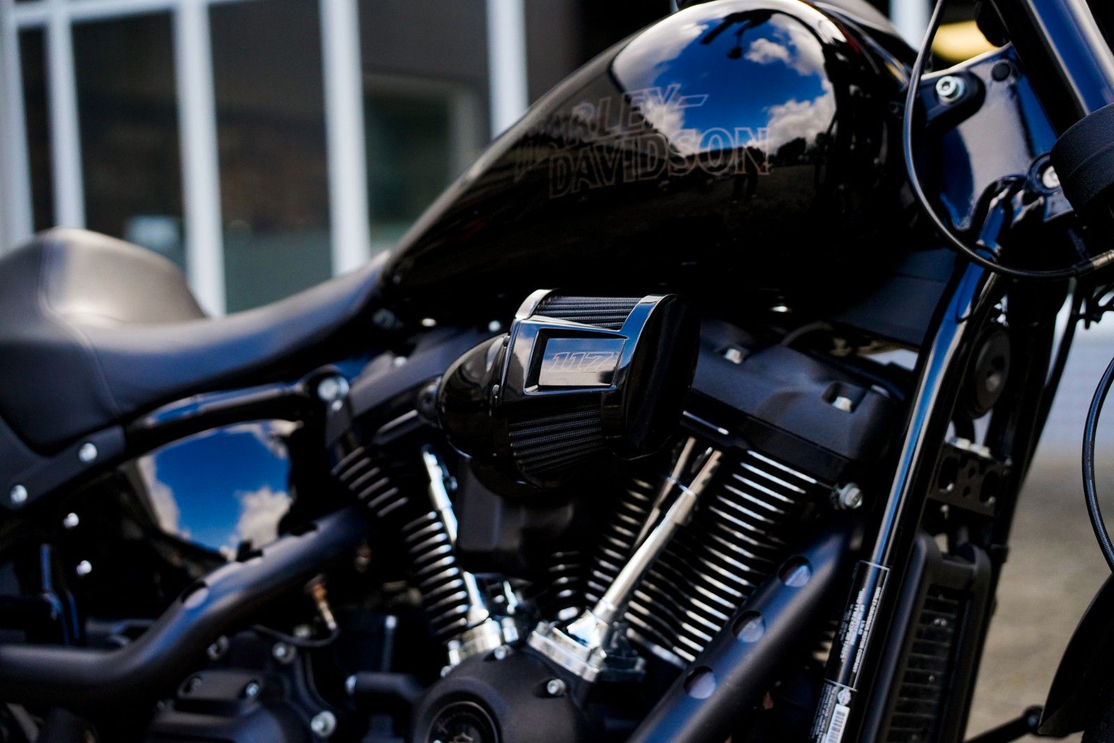 Fahrzeugabbildung Harley-Davidson FXLRS LOW RIDER S 117 CUI - JEKILL&HYDE -